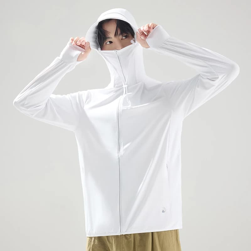 2026 New Summer UPF 50+ UV Sun Protection Skin Coats Men Ultra-Light Sportswear Hooded Outwear Men Windbreaker Casual Jackets