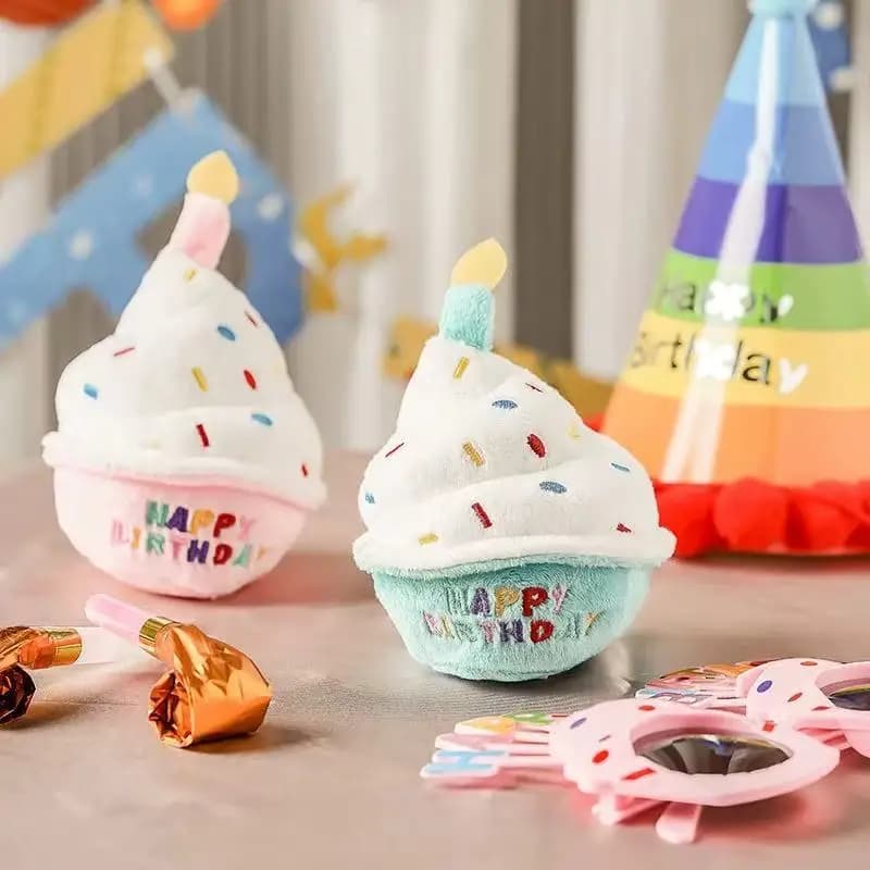 Giocattolo per Cani a Forma di Torta di Compleanno, Peluche Morbido con Candeline Colorate, Resistente e Divertente, Regalo di Compleanno per Razze Grandi