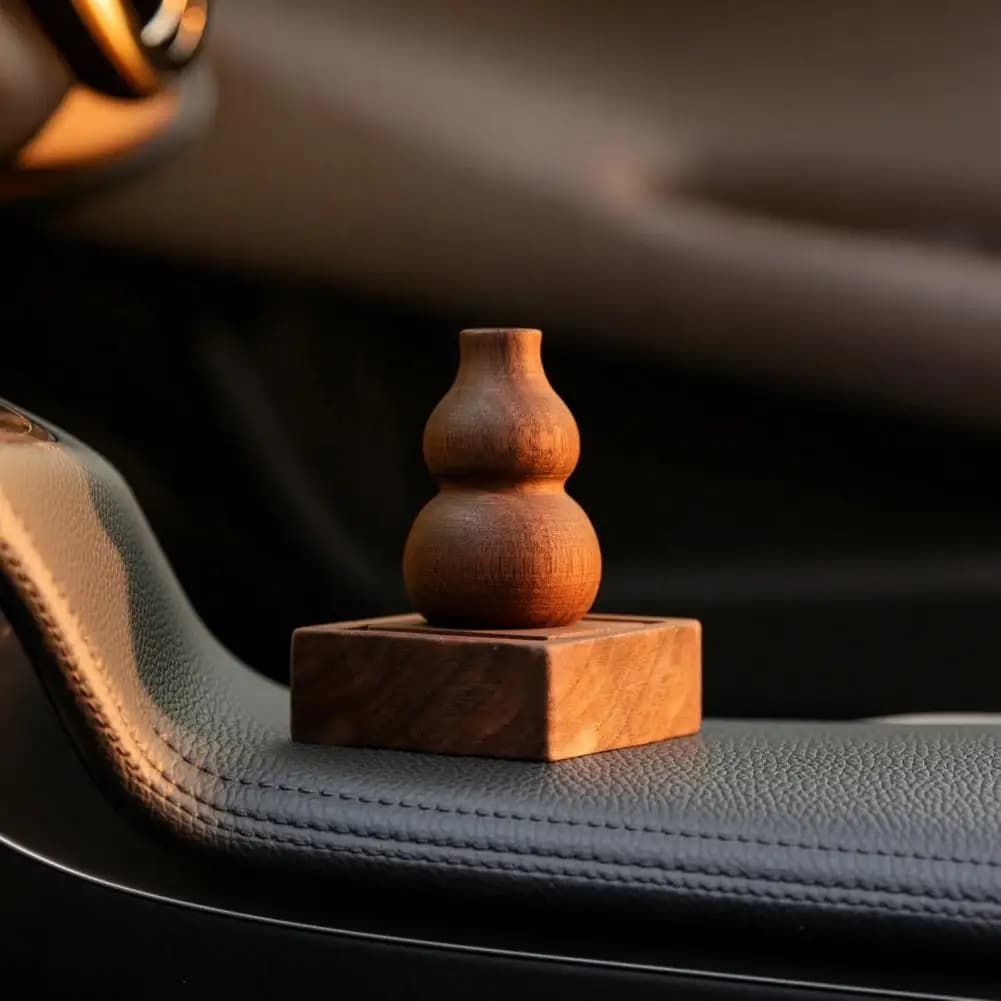 Black Walnut Aromatherapy Pendant Study Room Table Decor Gourd Shape Wood Essential Oil Diffuser Small Wooden for Home