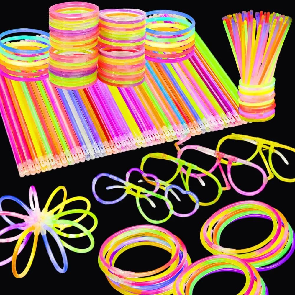 64/121pcs Multi‑Color Random Glow Sticks Fluorescent Light Stick Kit for Night Camping Rave Party Children Festival Gift YMY