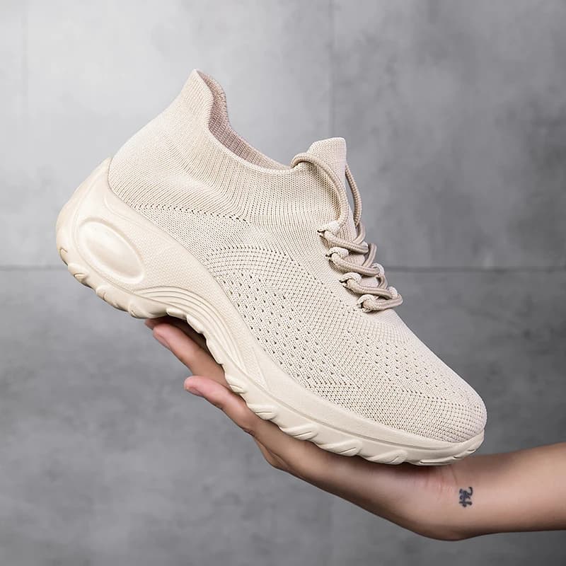 Sneakers per le sposeggiature nel vicinato, design sottile e leggero per le gite al supermercato, brevi visite tra amici e passeggiate casual all'aperto.