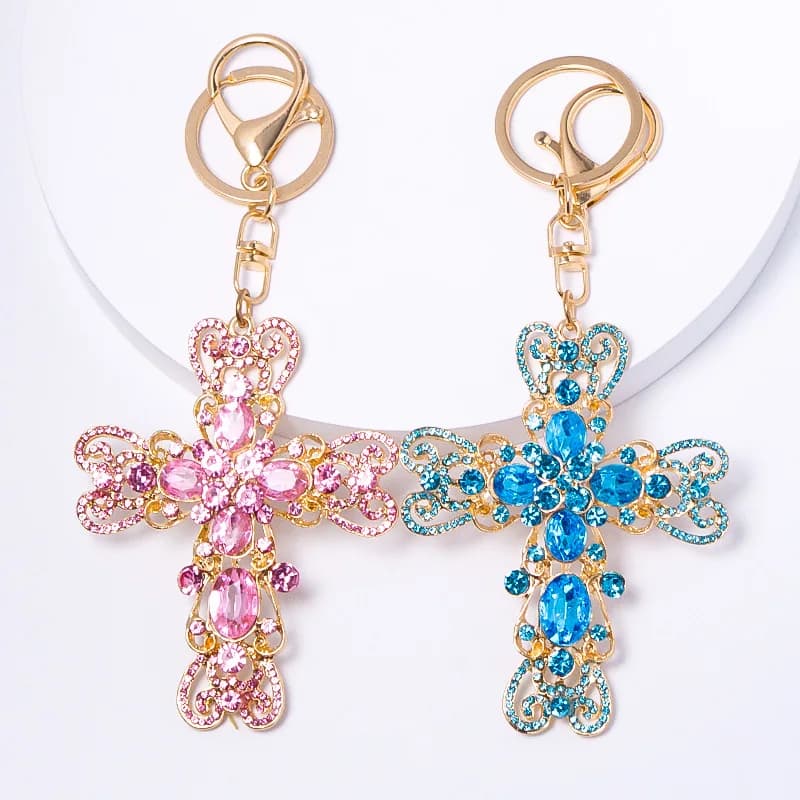 Rhinestone Heart Gem Cross Metal Keychain, Sparkling Key Ring Pendant for Car Keys & Backpack, Elegant Accessory for Daily Wear, Parties, Souvenirs, Travel & Holiday Gifting