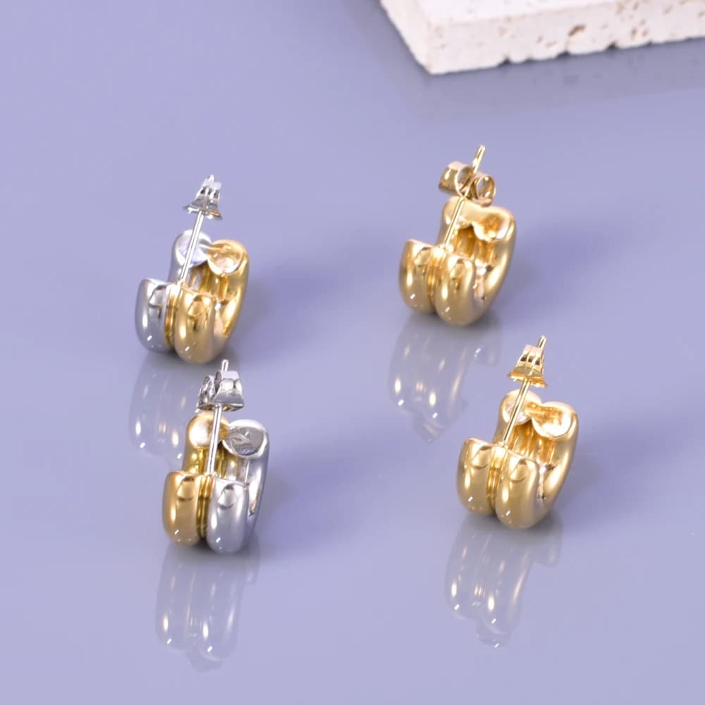 E116ins Fashionable interlaced gold stainless steel earrings, light luxury style women's gold C-shaped earrings