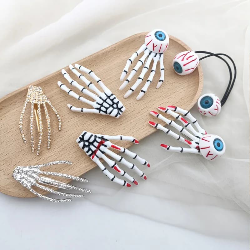 1/2Pcs New Creative Skull Hand Bone Hairpin Gripper Ghost Skeleton Hair Clips Hairclips Bone Claw Hair Accessories Gift Hairclip