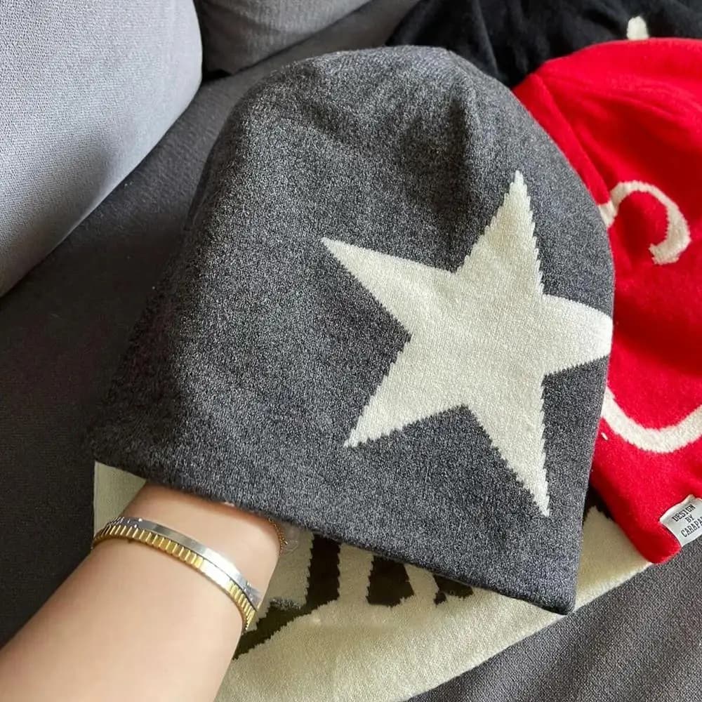 Berretti lavorati a maglia caldi autunno inverno donna uomo Y2K modello stella cappello hip-hop ciclismo all'aperto cappello pullover caldo cappello freddo streetwear