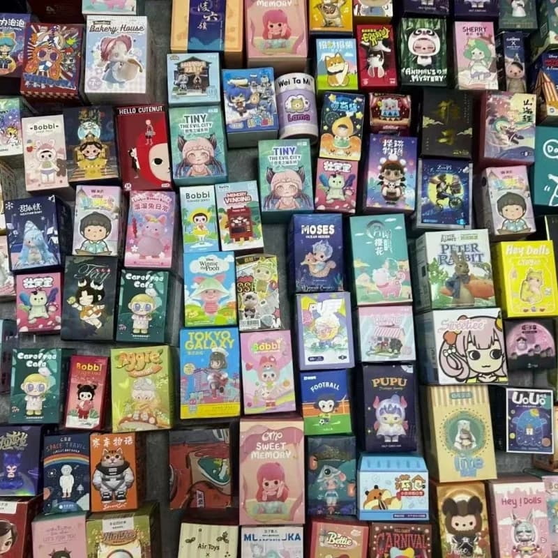 Nuova Scatola a Sorpresa Originale Sigillata, Decorazione da Scrivania, Oggetto da Collezione, Regalo Anime, Vendita all'Ingrosso