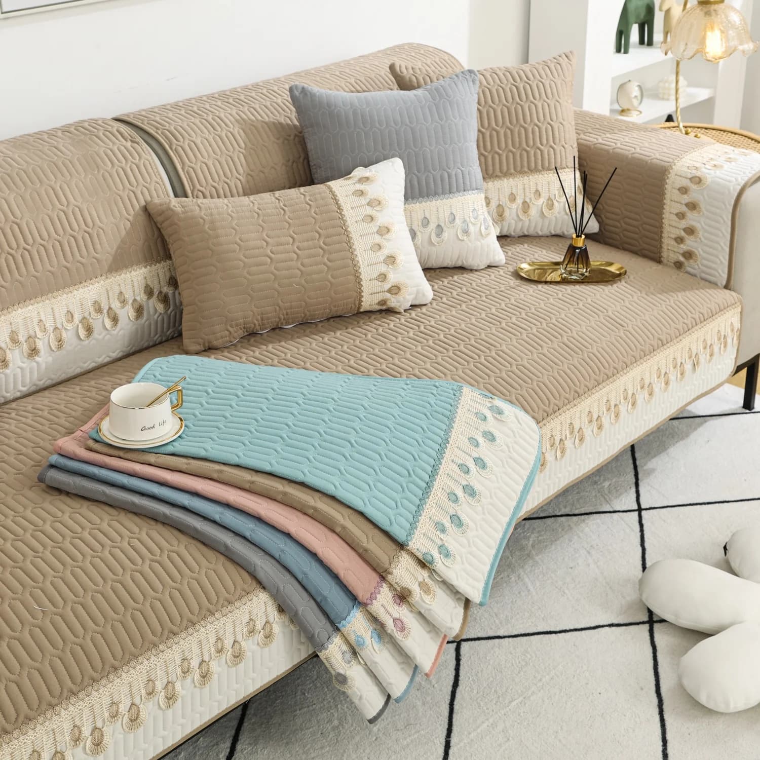 1pc lussuosa fodera per divano trapuntata con ricamo di piume - Protegge e migliora il divano Elegante arredamento per la casa Asciugamano per divano per soggiorno