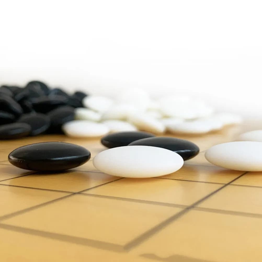 360 pezzi di scacchi artigianali in melamina, resistenti, compatti, piatti, per casa, scuola, viaggi e feste.