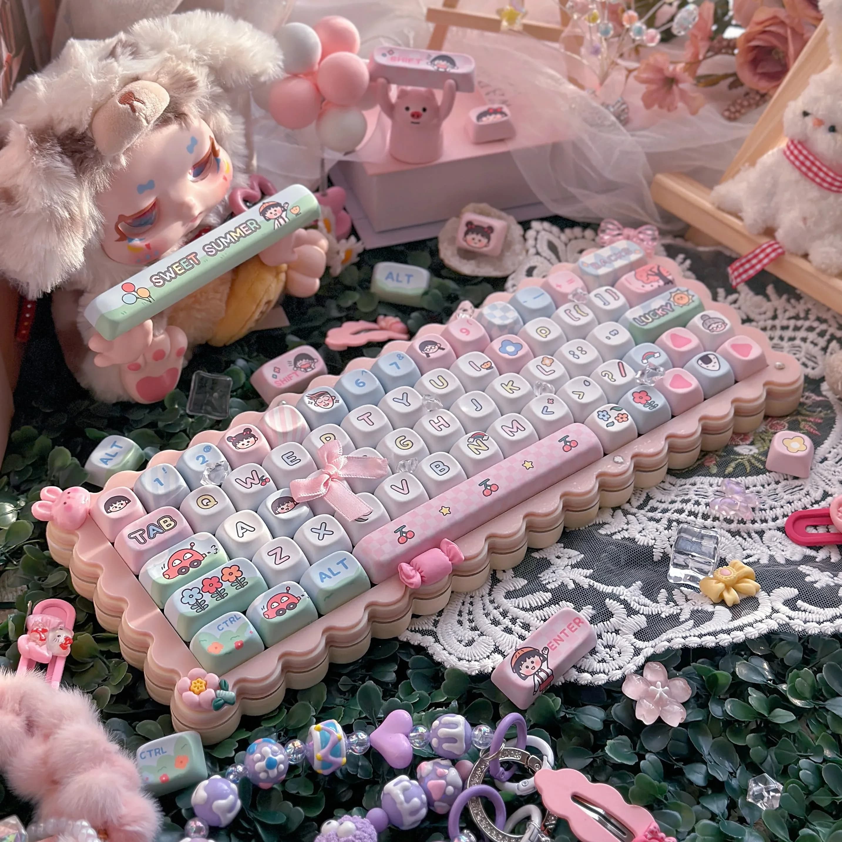 140 + Key Cute Cartoon Keycaps regalo personalizzato Eoa Keycaps tastiera meccanica a sublimazione termica quadrata 2.25 U 2.75U per Alice