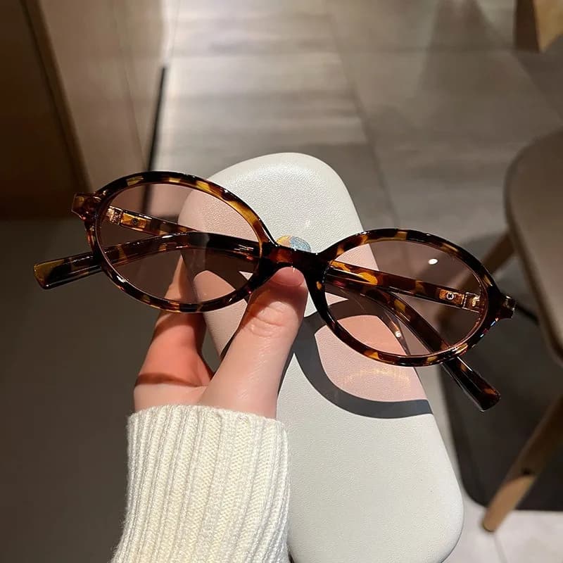 Oval Sunglasses Korean Retro Sweet Cool Spicy Girl Lightweight UV Protective Eyewear Men Women For Fashion Vacation