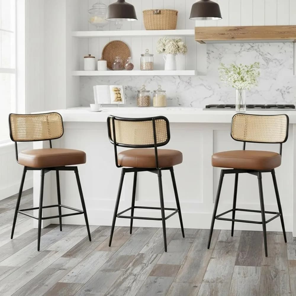 Set di 3 Sgabelli da Bar in Rattan, Girevoli, Altezza Bancone, con Schienale in Rattan e Gambe in Metallo, Moderni Imbottiti, Personalizzabili