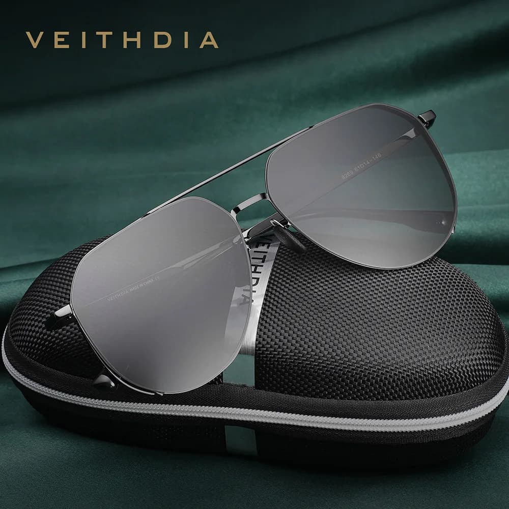 VEITHDIA Occhiali da sole da uomo classici di marca, occhiali da sole polarizzati in nylon ad alta definizione, occhiali resistenti ai raggi UV400 per uomo 8269