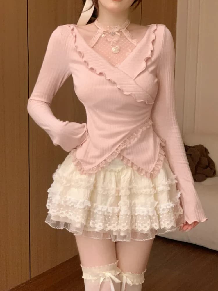 Completo due pezzi da donna in stile coreano per l'autunno: top a maniche lunghe in pizzo e gonna a vita alta a trapezio, modello principessa.