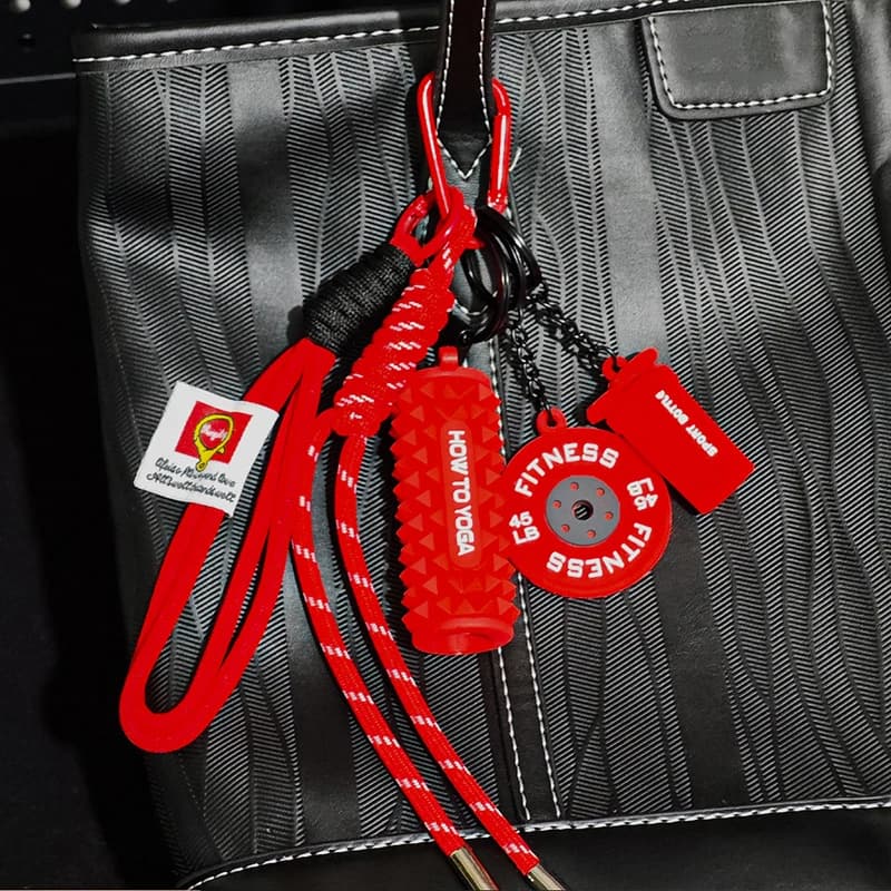 Fitness Keychain for Gym Lovers Barbell Weightlifting Silicone Keyring with Weight Plate Design Workout Bag Charm Gift