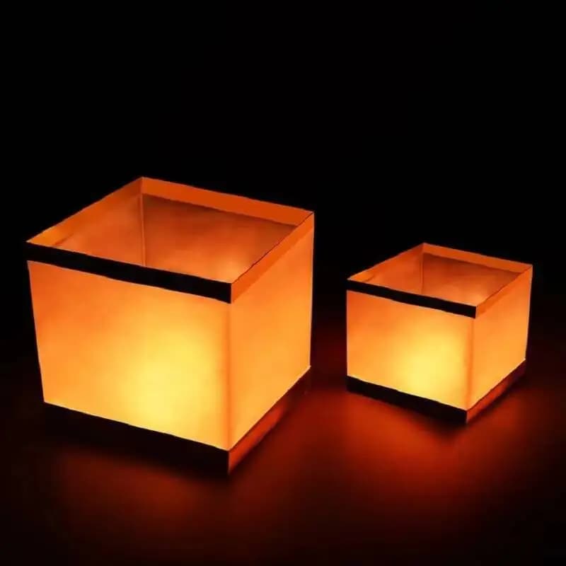 30/50 Pz/lotto Cinese Oro/Argento Quadrato Carta Che Desideri Galleggiante Acqua Fiume Candela Lanterne Lampada Luce 11 CM o 15 CM