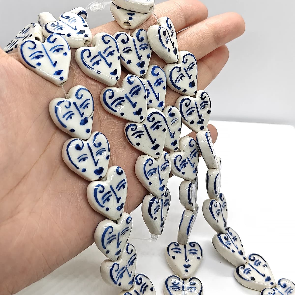 20mm 2/8pcs Vertical Hole Double Face Blue White Heart Shape Ceramic Beads Porcelain Charm for DIY Jewelry Necklace Bracelet