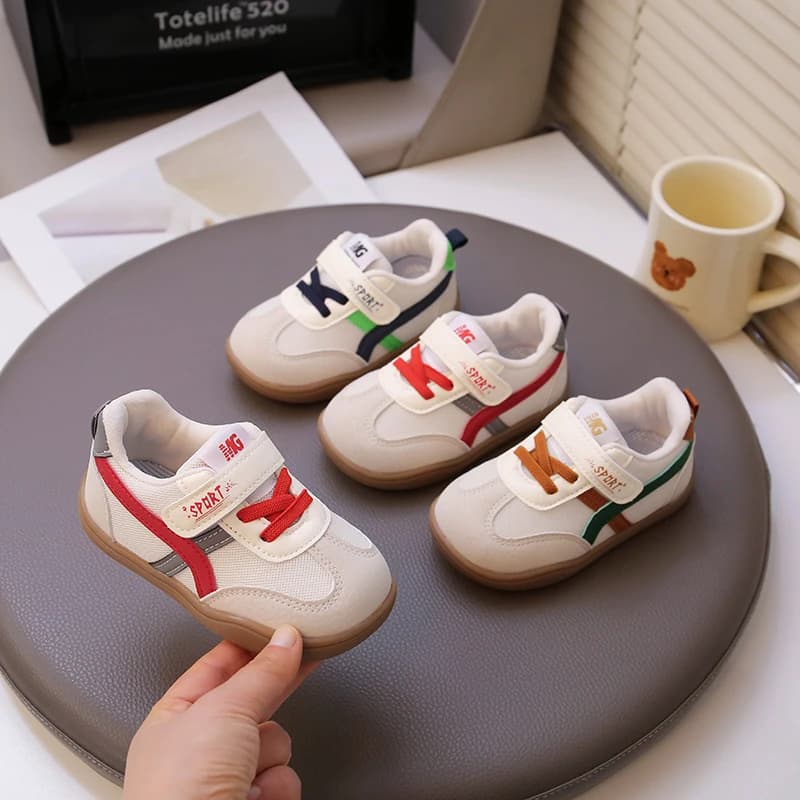 Nuove Sneakers per Bambini 2026, Scarpe da Tennis a Righe, Comode, Casual, Antiscivolo, con Suola Morbida per Bambini e Bambine, Scarpe da Corsa