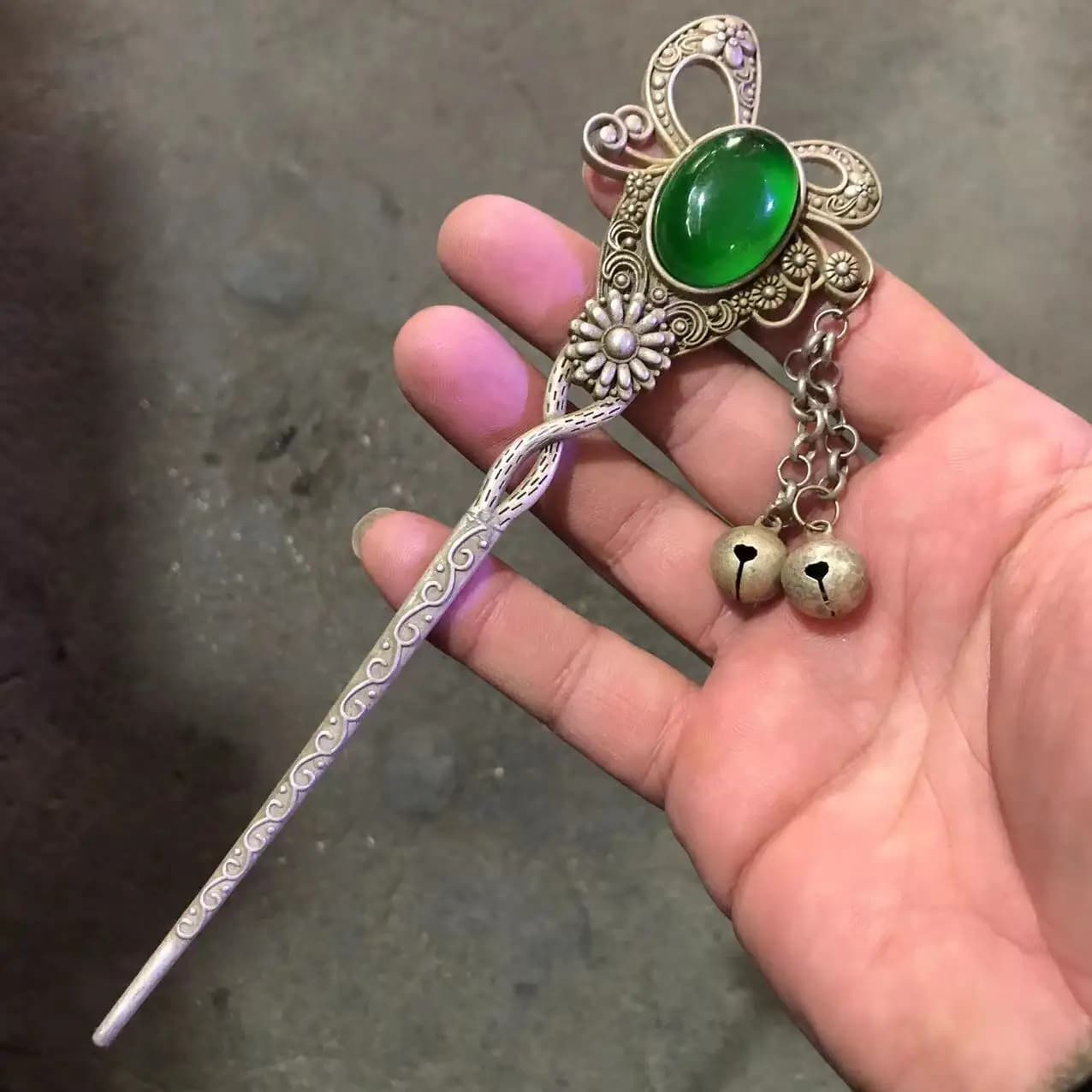 Chinese Tibetan Silver Inlaid Jade Hairpin Bell Pendant Antique Collect 16cm