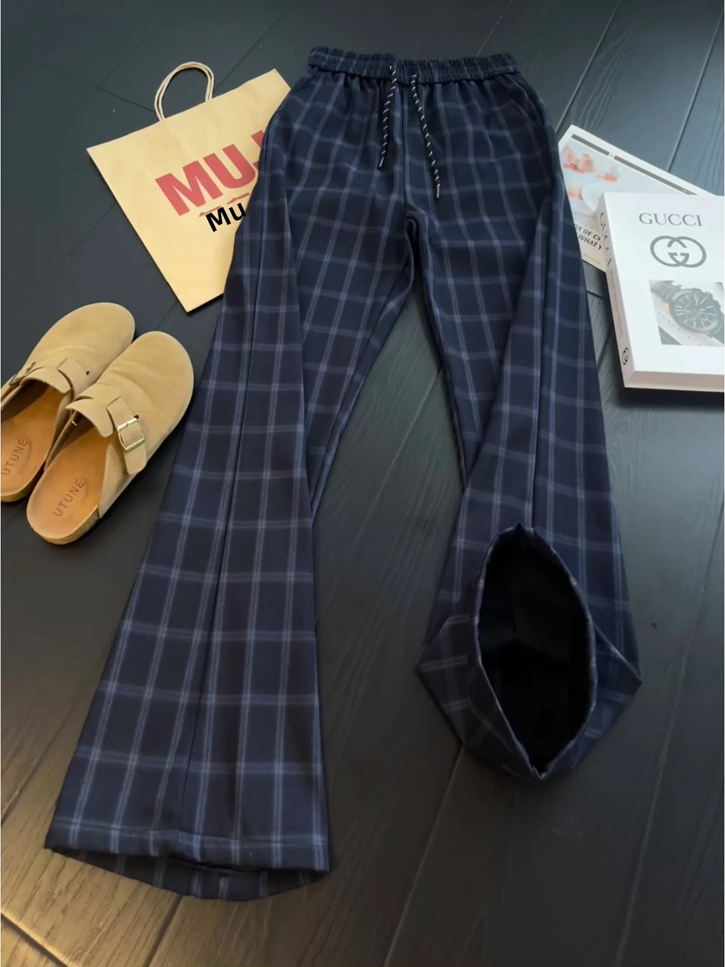 Pantaloni Casual a Quadri Blu Scuro da Uomo, Gamba Larga, Taglio Dritto, in Cotone Pesante, Autunno Inverno, Effetto Snellente e Nascondente