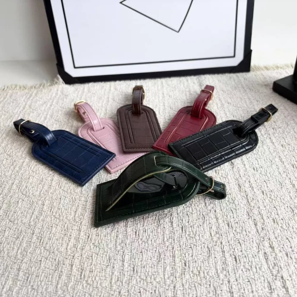 Portable PU Passport Holder Soft Crocodile Grain Luggage Tag Wear-resistant Document Wallet Business Trip Carry