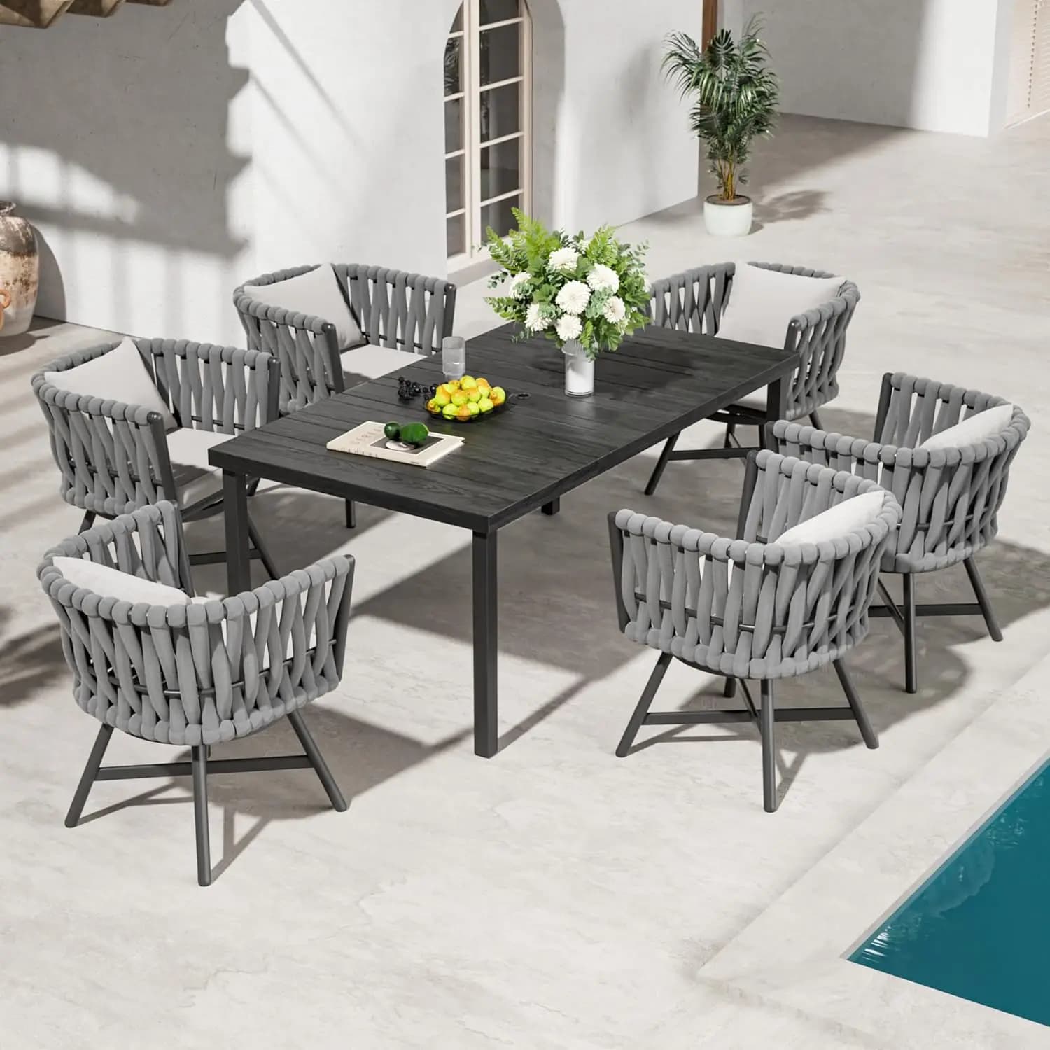 Set da pranzo da esterno a 7 pezzi per 6 persone, set di mobili da pranzo con 6 sedie girevoli in vimini e 1 tavolo rettangolare con gambe dritte in finto vimini