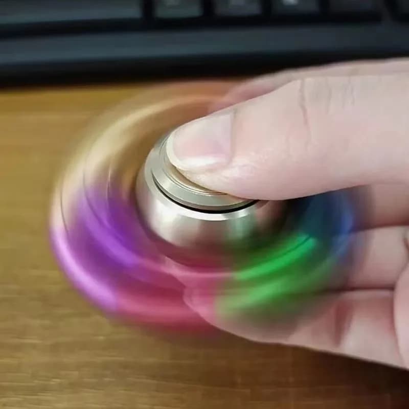 Divertente Spinner in Metallo, Giocattolo Antistress, Giroscopio da Dito, Gadget EDC, Giocattoli Anti-Ansia per Adulti