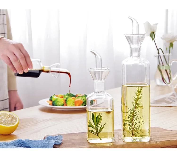 Pentola per olio in vetro ad alto contenuto di borosilicato Pentole per olio e aceto a prova di perdite per uso domestico Bottiglia per condimento per serbatoio di salsa di soia da cucina