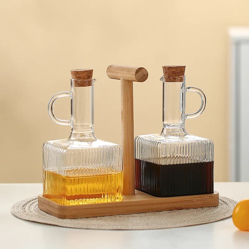 2PCS Glass Oil Jug High Borosilicate Glass Cork Oil Jug Wooden Base Seasoning Bottle Set Striped Soy Sauce Vinegar Oil Bottle