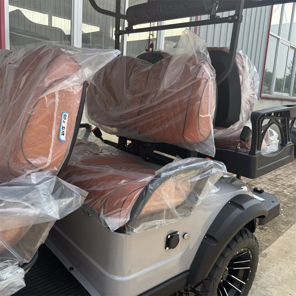 Carrello da golf a benzina per auto da club a 6 posti con alimentazione elettrica di vendita calda Buggy 4 × 4 Batteria al litio fuoristrada Pannelli solari Carrello da golf a benzina