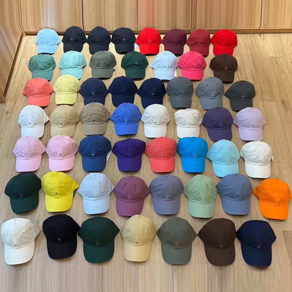 Adjustable Unisex Cotton Embroidered Hat Flat Cap Baseball Cap Casual Sun Protection Hat for Men And Women