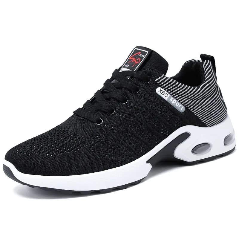 Scarpe da corsa da uomo nuove Scarpe sportive di grandi dimensioni Fondo spesso Scarpe singole con rialzo Design con lacci per il comfort e il supporto