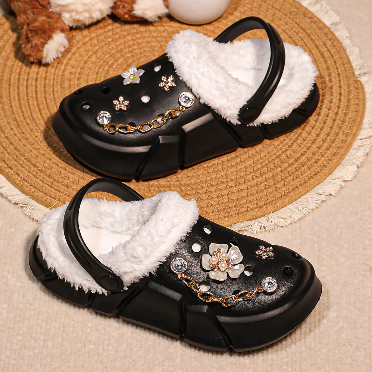 Zoccoli invernali leggeri per ragazzi, pantofole slip-on da interno/esterno per ragazzi e ragazze, caldi e comodi per l'uso quotidiano, 3057