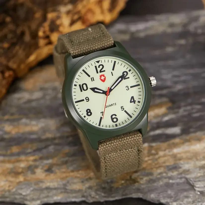 Outdoor Sports Popular Men's Style Fashionable Casual Waterproof Watch Suitable For Men's Luminous Quartz Watches