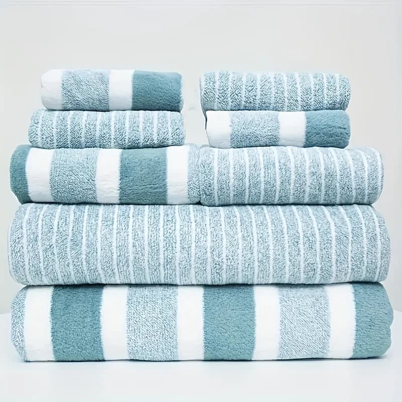 Set da 8 pezzi di asciugamani morbidi in velluto corallo, adatti per bagno, viaggi e uso scolastico.