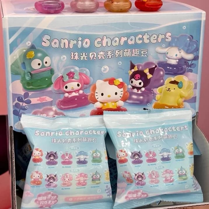 Moetch Sanrio Characters Pearl Shell Series Hello Kitty Kuromi Mystery Blind Bag Gifts Toy Model Anime Figures Collect Ornaments