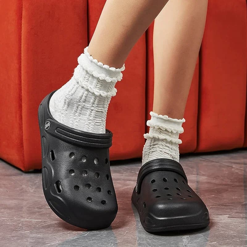 Pantofole zoccoli comode estive da donna Sandali da spiaggia antiscivolo leggeri Scarpe da giardino impermeabili in EVA bianche alla moda da donna