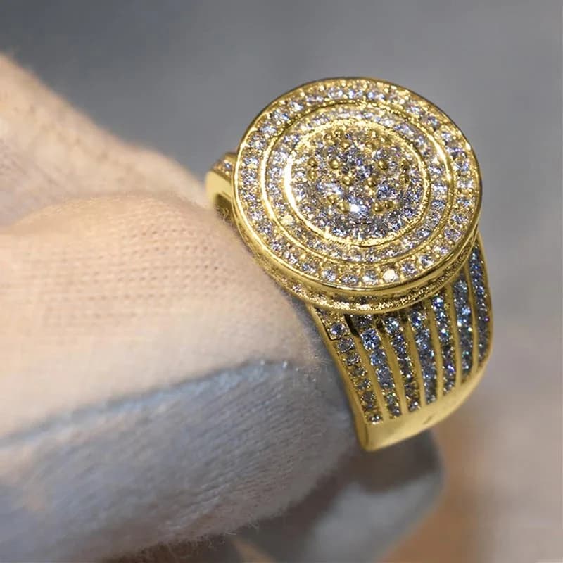 Huitan Watch Shaped Women Rings Micro pavimentato CZ splendidi accessori per fedi nuziali anelli di fidanzamento Color oro nuovi gioielli di moda