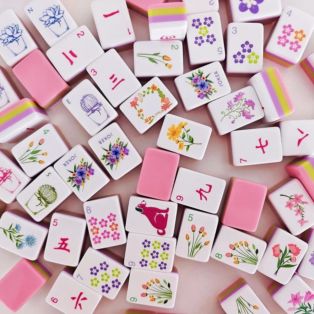 Four Layer Acrylic Pink Mahjong Game Tiles Luxury American Mahjong Set Travel Mah Jongg Sets for Indoor Games & Table Activities