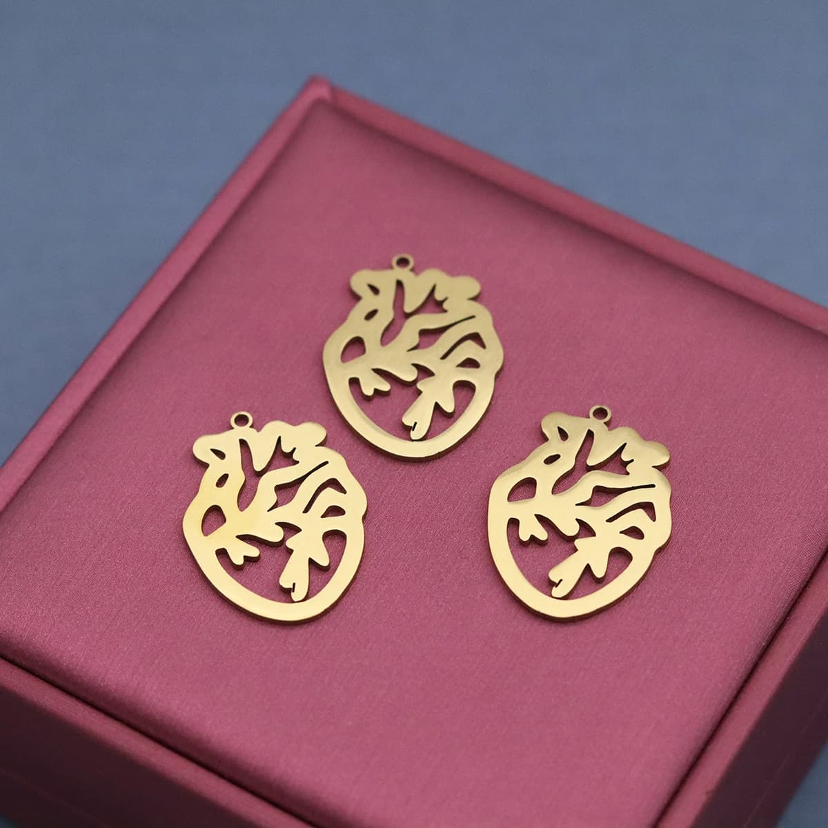 Set di 3 Ciondoli a Forma di Cuore in Acciaio Inossidabile, Pendenti a Cuore Anatomico Cavo per Creazione di Gioielli Fai-da-Te, Orecchini e Collane, Vendita all'Ingrosso