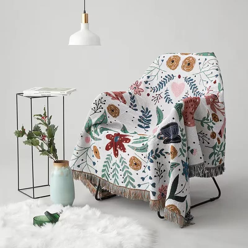 Coperta Nordic Forest Deer con nappe, copridivano floreale intrecciato, protezione multifunzionale per divano, copriletto decorativo per soggiorno