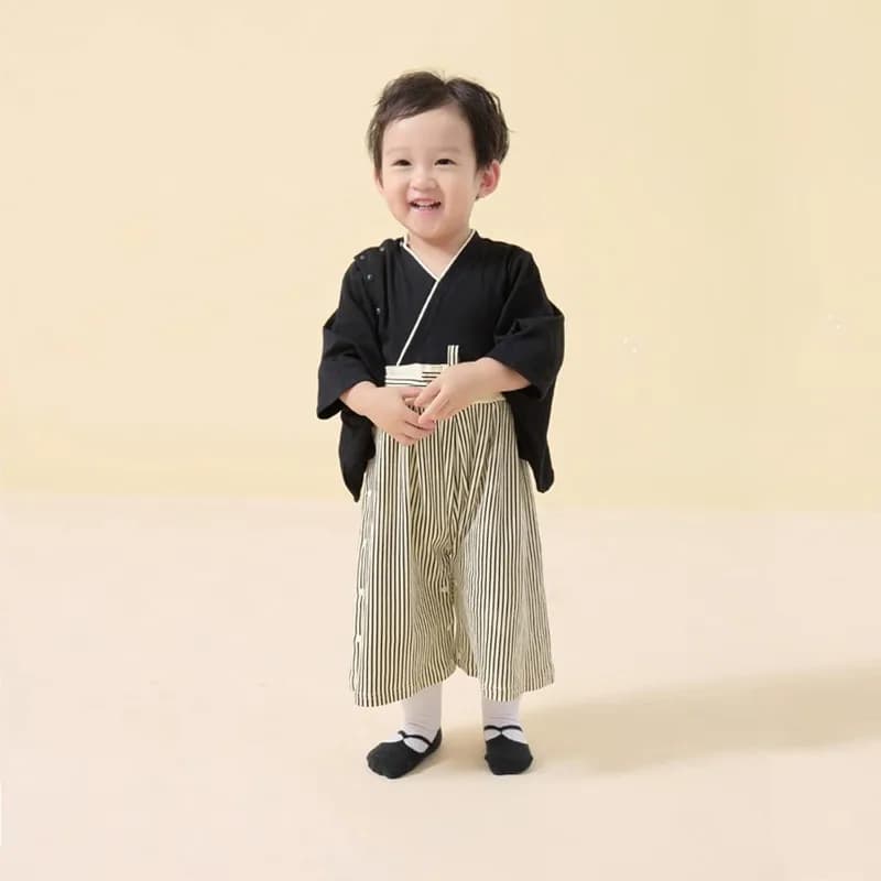 Baby Kimono Tutina Samurai Anime Costume giapponese Vestito di Halloween con calzini Vestito da festa di carnevale di Halloween Ragazzi Ragazze
