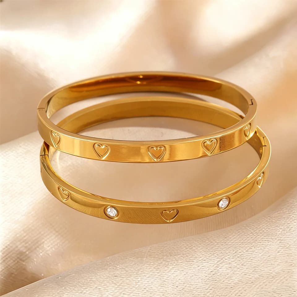 Yupsk Set di 2 Bracciali Trendy a Cuore in Acciaio Inossidabile per Donne, Impermeabili e Resistenti allo Sbiadimento, Gioielli per Coppie, Regalo all'Ingrosso