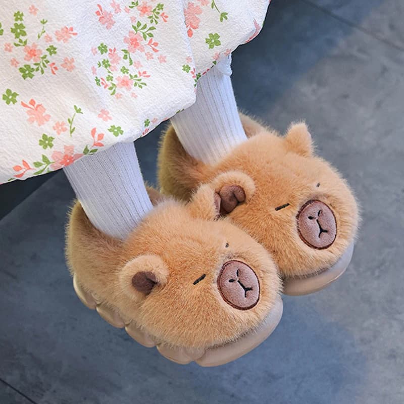 Simpatico cartone animato Capibala peloso pantofole da interno per bambini 2025 inverno antiscivolo fondo spesso pantofole da casa caldo peluche scivolo per bambini