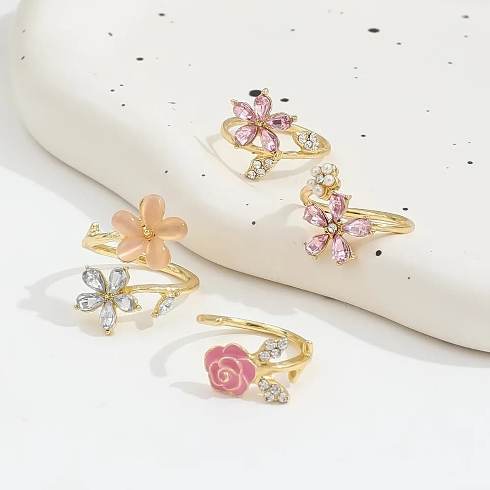 4 anelli regolabili con fiore in strass, in lega di cristallo, gioielli da dito di lusso leggero per feste