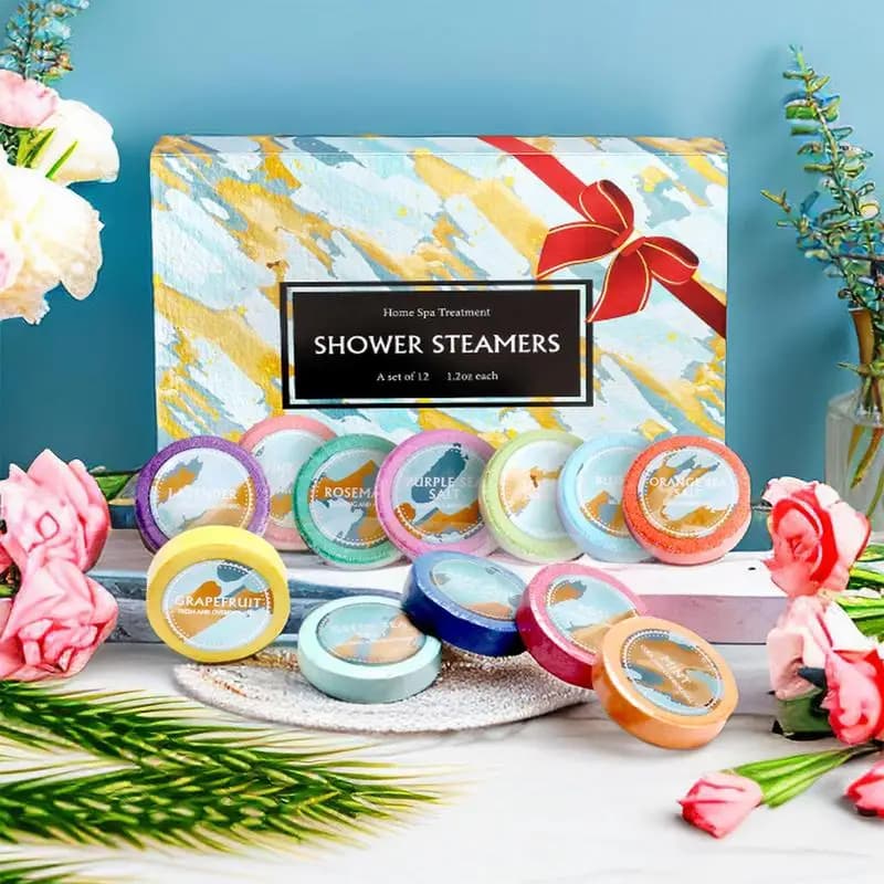 12 pieces of effervescent tablets for shower with essential oil, plant extracts and dried flowers. Fragrance: rosemary, lavender, jasmine, mint, orange.