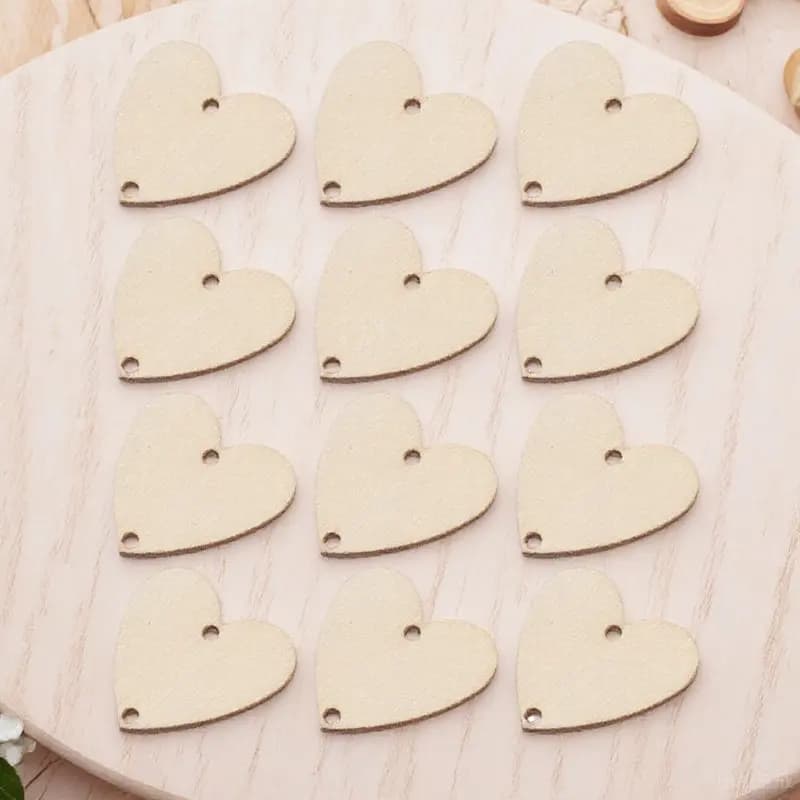 Set di 50 Pezzi di Fette di Legno a Forma di Cuore con 50 Anelli in Ferro per Appendere Calendari in Legno, Promemoria Familiari Fai-da-Te, Decorazioni per Casa e Ufficio, Arte Murale
