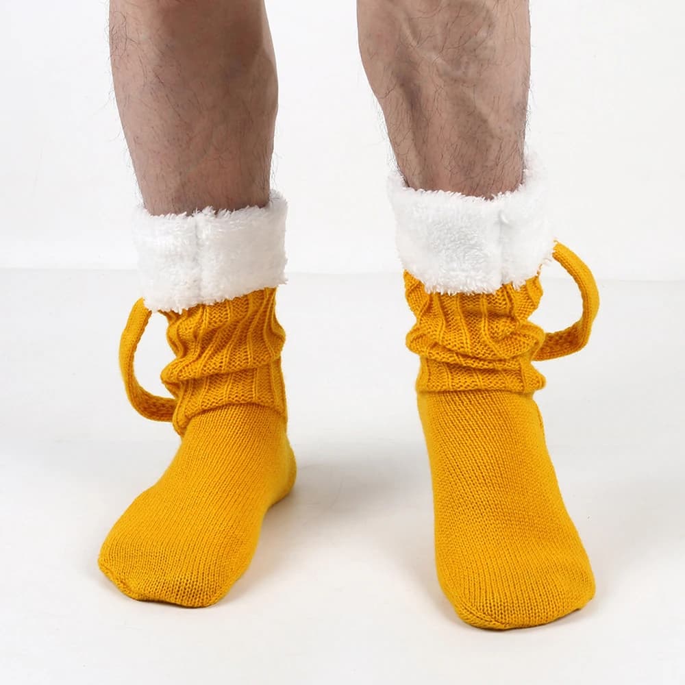 Calzini da notte in lana autunno inverno lavorati a maglia 3D Calzini a forma di birra Coprigambe da donna Calzini da pavimento unici caldi di media lunghezza Regali divertenti
