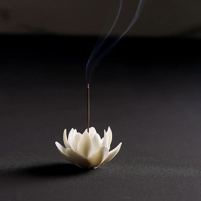 Bruciatore di incenso a forma di loto, piccolo incensiere in ceramica fatto a mano a forma di ninfea per incenso in stick, decorazione per altare domestico