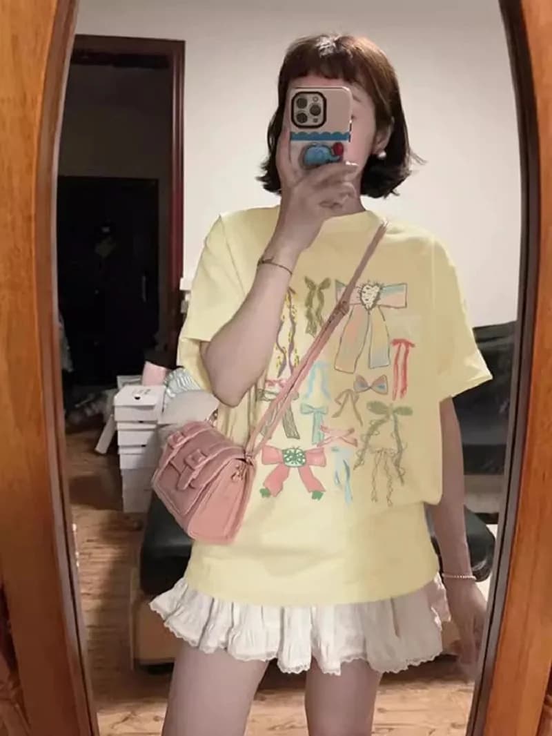 T-shirt da donna con design a nodo dolce taglia S-3XL T-shirt da ragazza Harajuku estiva in cotone stampato T-shirt comoda per il tempo libero