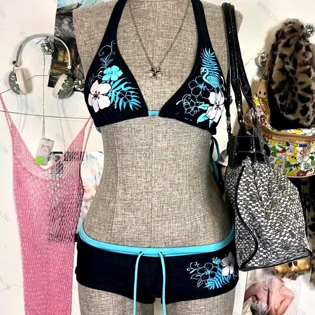 Sexy Hottie Print Laced Up Backless Bikini 2 Piece Set Women Split Swimsuit Beach Bikini 2025 New Summer Swimwear Bikinis Set